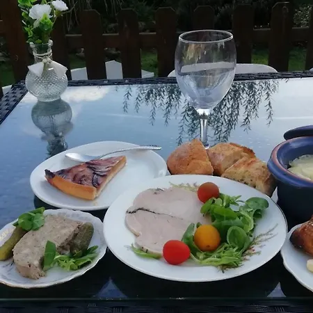 Domaine De La Belle Normandie 4* Condé-sur-Noireau
