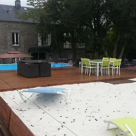 Domaine De La Belle Normandie 4* Condé-sur-Noireau