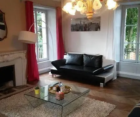 Manoir De Pensión 3*